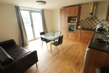 2 bed flat, Hanover Mill, City Centre, Newcastle, NE13AD - Image 4